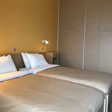 Galaxy Hotel 2*